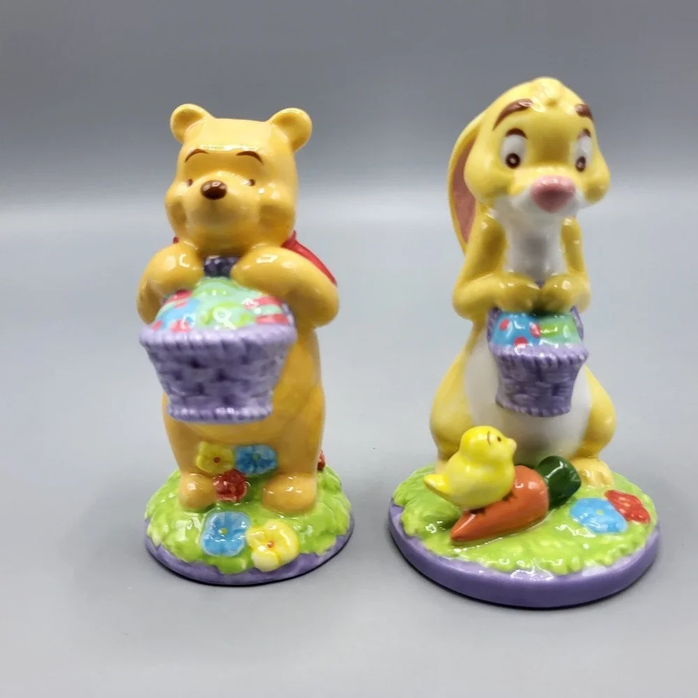Disney Winnie the Pooh & Rabbit Easter Salt and Pepper Shakers Set Yellow